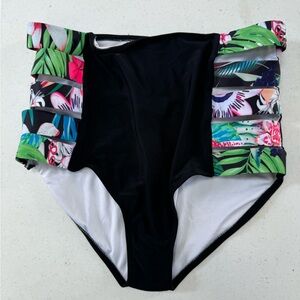 Sporlike Bikini Bottom Black with Tropical Sides size L New without Tags